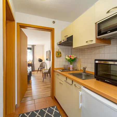 Haus Am Seeufer Backbord *